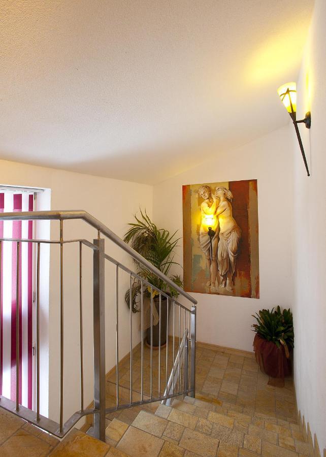 Haus Alpenflora Apartment Längenfeld Exterior photo