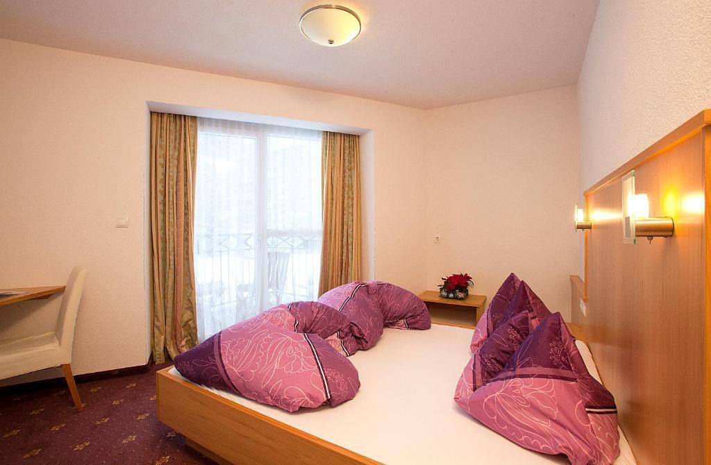 Haus Alpenflora Apartment Längenfeld Room photo